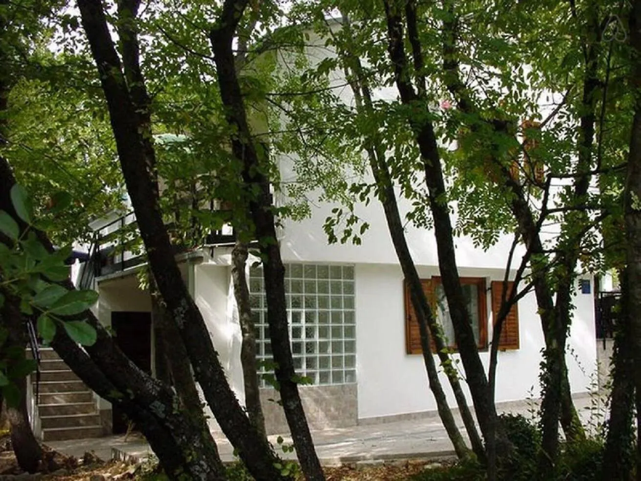 Apartments Miro - 300 M From Sea Jadranovo