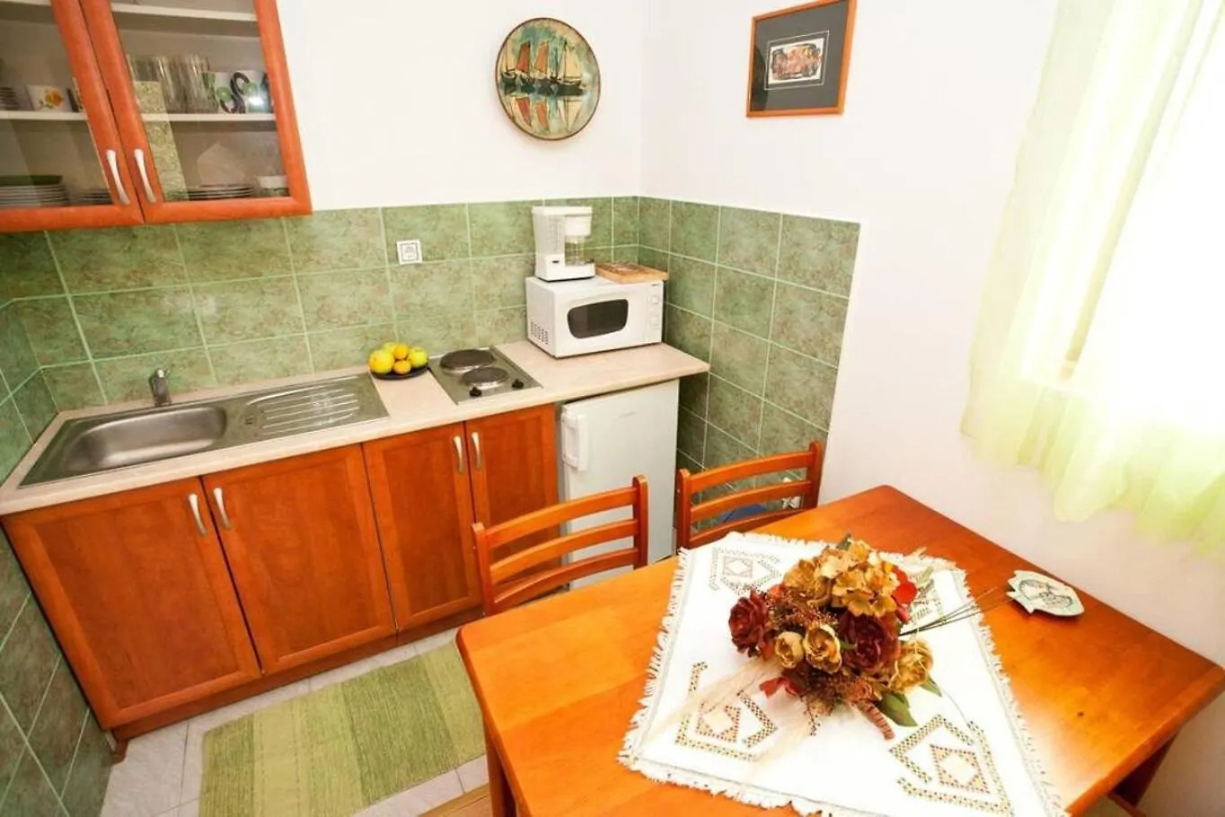 Apartments Miro - 300 M From Sea Jadranovo Croatia