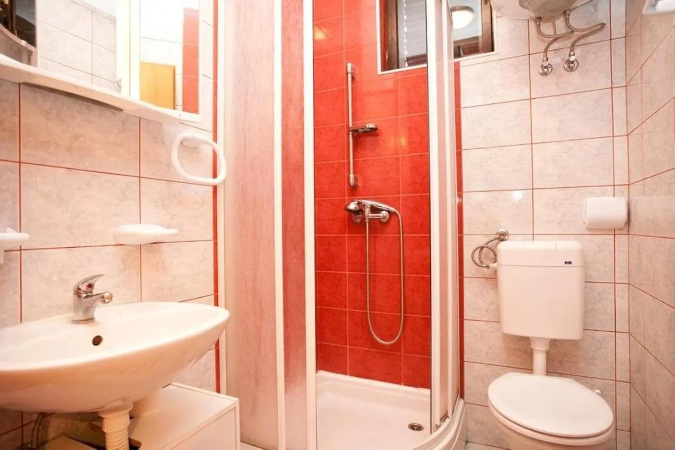 Apartments Miro - 300 M From Sea Jadranovo 0*,